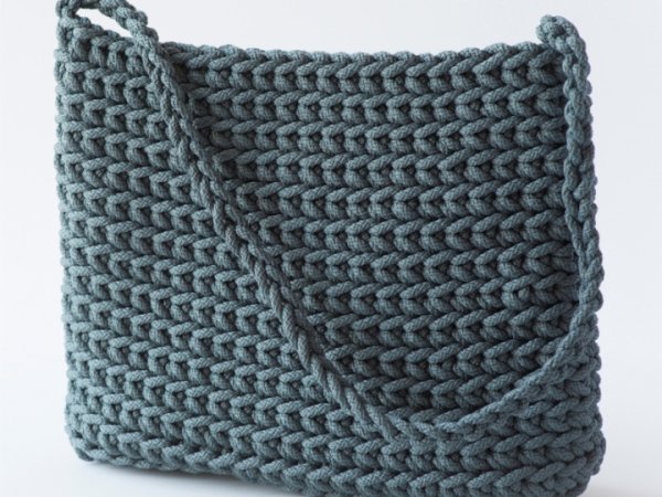 Virvelinis rankinukas / handbag 2