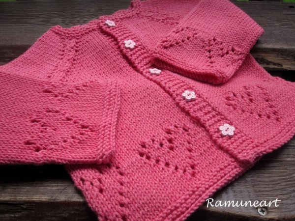 Koralinės spalvos mergaitiškas megztukas su širdutėmis - Children clothes