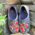 Women's slippers Poppys - Shoes & slippers - felting