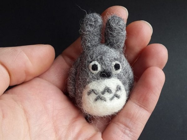 Veltas Totoro- segė - Sagės