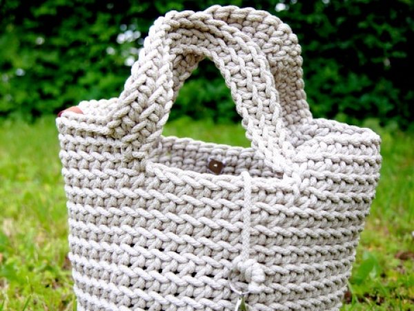 Crocheted handbag for everyday, size M. 2
