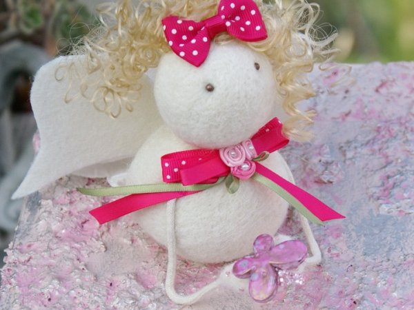 The box with felt angel "Treasures" - For interior