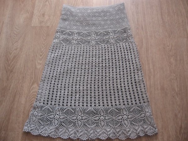 Nertas sijonas - Skirts