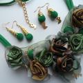 Green neck adornment and earrings - Accessory - making
