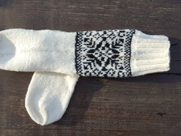 vilnones kojines su rastu - Socks