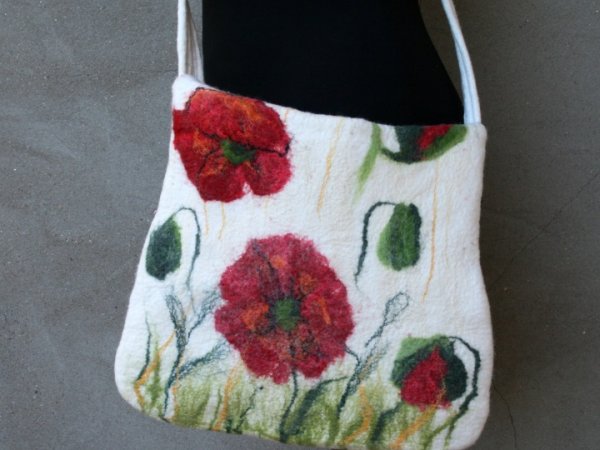 Felted  handbag POPPY 2