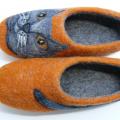 Handmade felted slippers. Non slippery sole - Shoes & slippers - felting