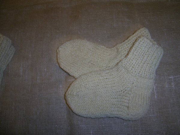 Naminės vilnos kojinės kūdikiui - Children clothes