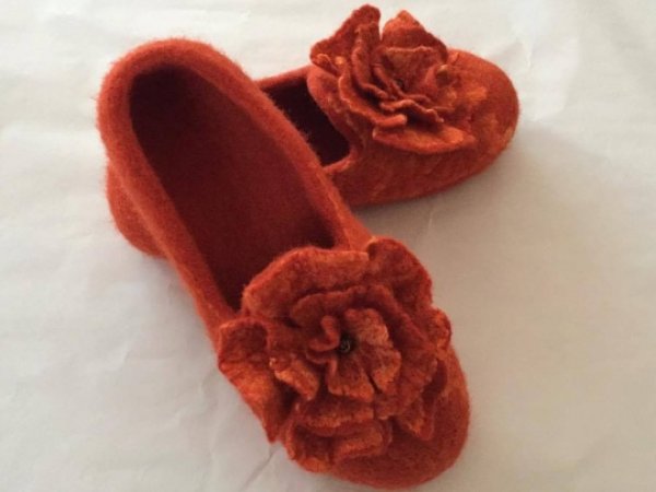 Oranžinės gėlės - Shoes & slippers