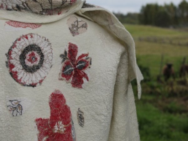 Felted coat White Red 3
