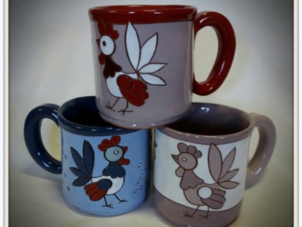 Puodeliai su gaideliais - Ceramics