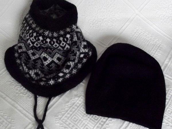 Neck sleeve " Winter Jokes " 3