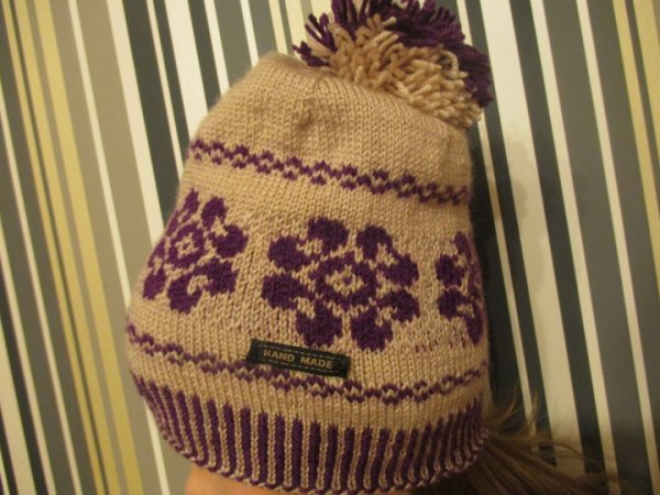 Raštuota kepurė - Hats
