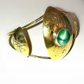 Bracelet. Brass, cat eye green. - Metal products - making