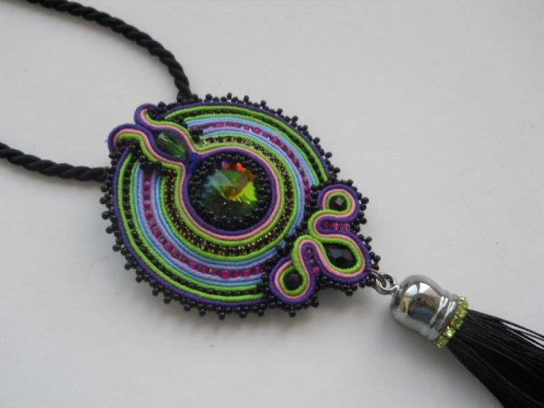 Sutažo pakabukas "Žydėjimas" - Soutache