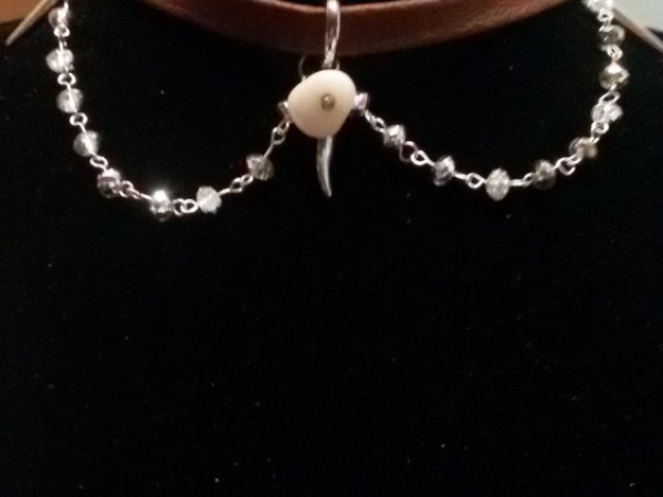 Kaklo papuošalas-čokeris,,Kabantis nagelis'' - Necklace