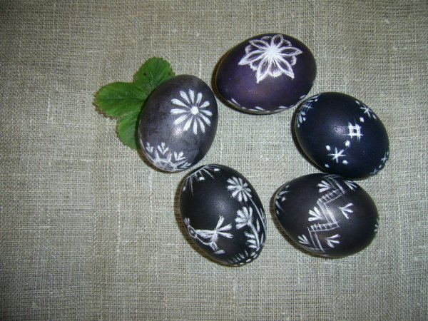 Vienspalviai skutinėti margučiai - Easter eggs