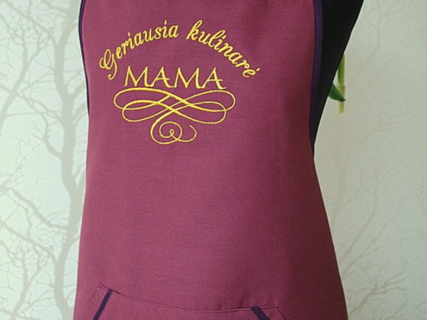 Siuvinėta prijuostė Mamos dienos proga - Geriausia kulinarė - MAMA 2