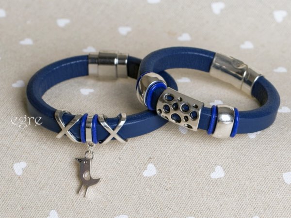 Regaliz bangle Blue - Leather articles