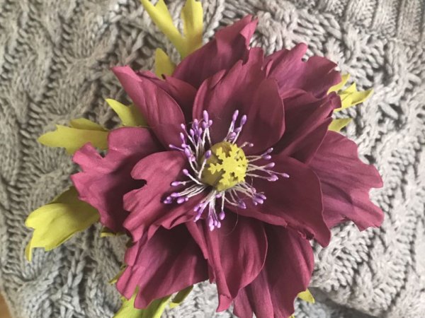 aguonos dvelksmas - Brooches