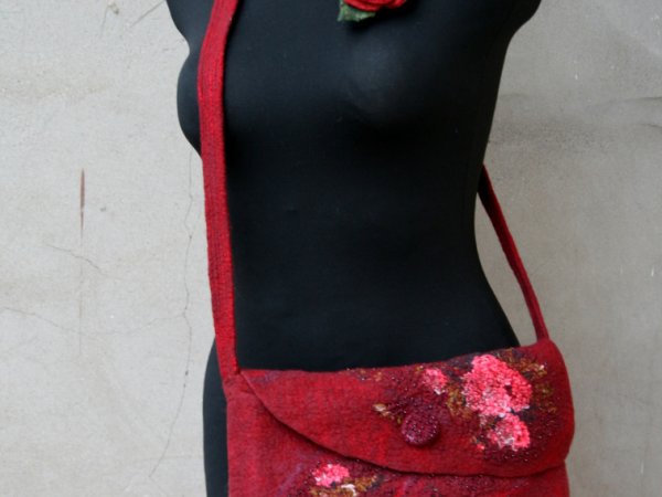 Velta rankinė ,,ROŽIŲ VALSAS,, - Handbags & wallets