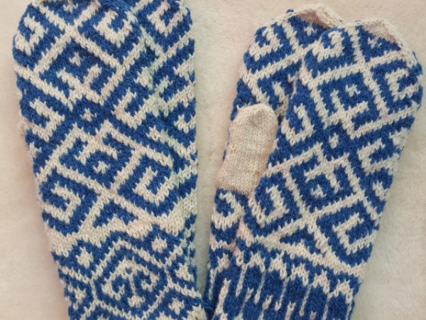 melynos kumstines pirstines - Gloves & mittens