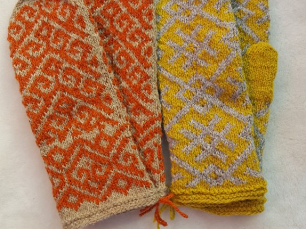 moteriskos kumstines pirstines - Gloves & mittens