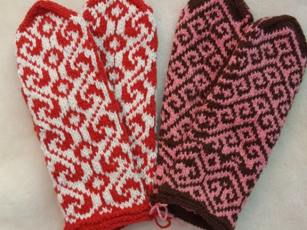 kumstines raudonos pirstines - Gloves & mittens