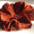 Felted flower brooch. - Flowers - felting