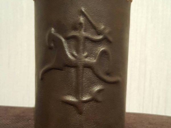Dėžutė kauliukams - Leather articles