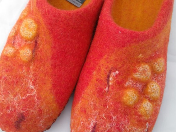 Su akmeneliais - Shoes & slippers