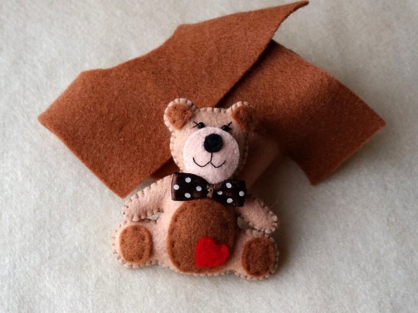 Segės vaikučiams 222 - Brooches