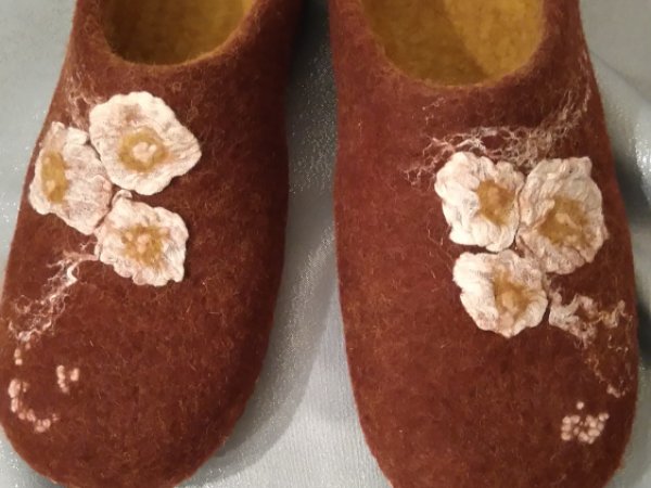 "Trijulė" - Shoes & slippers