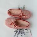 Felted slippers- Girls' wool slippers- Beautiful pink wool slippers - Shoes & slippers - felting
