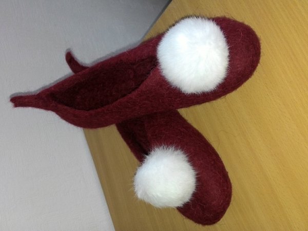 Tapkės su bumbulais - Shoes & slippers