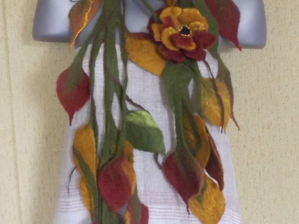 veltas papuošalas "Rudens lapai" - Necklaces
