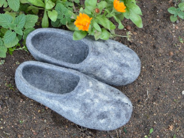 Felted slippers. - Shoes & slippers