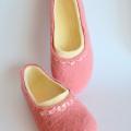 Pink felted slippers - Shoes & slippers - felting