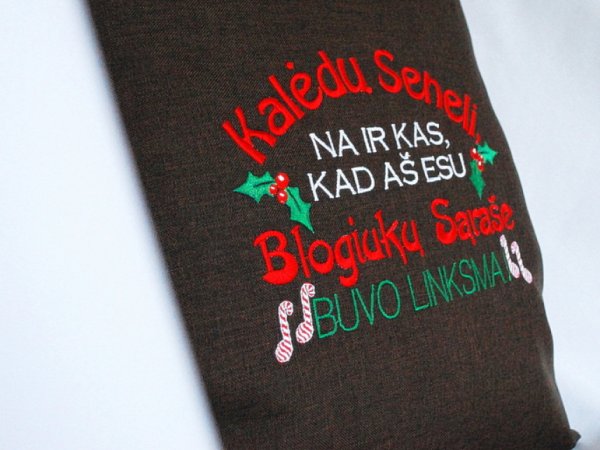 Dekoratyvinė pagalvėlė "Kalėdų seneli" 2