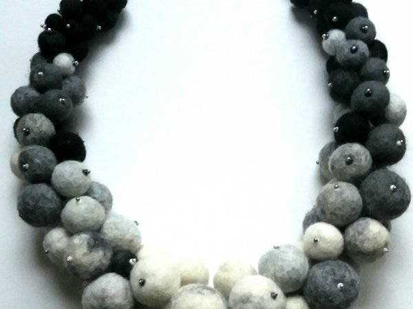 Pilkieji perlai - Necklace