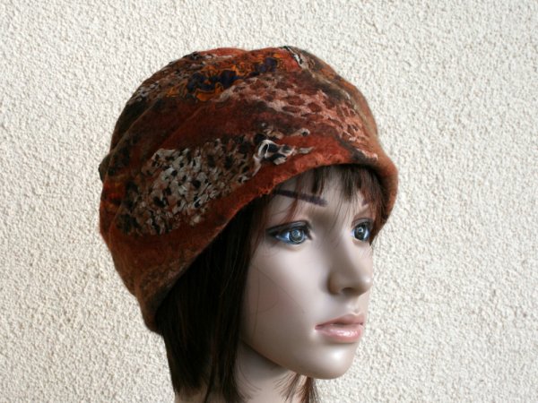 Velta kepuraitė ,,LEOPARDĖ,, 2