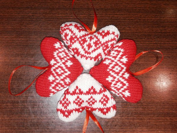 Kalėdinės širdelės - Knittings for interior