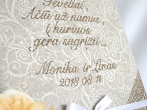 Lininė siuvinėta staltiesė tėvams vestuvių proga - For interior
