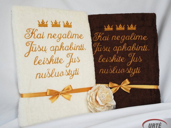 Kai negalime Jūsų apkabinti, leiskite bent nušluostyti 1