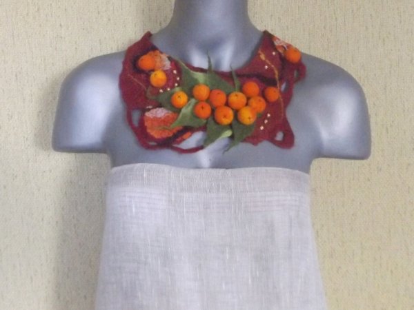 kaklo papuošalas "Uogos" - Necklaces