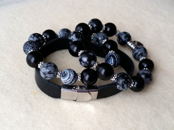 apyrankė iš akmenukų - Bracelets
