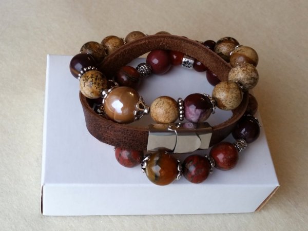 apyrankė iš akmenukų 2 - Bracelets