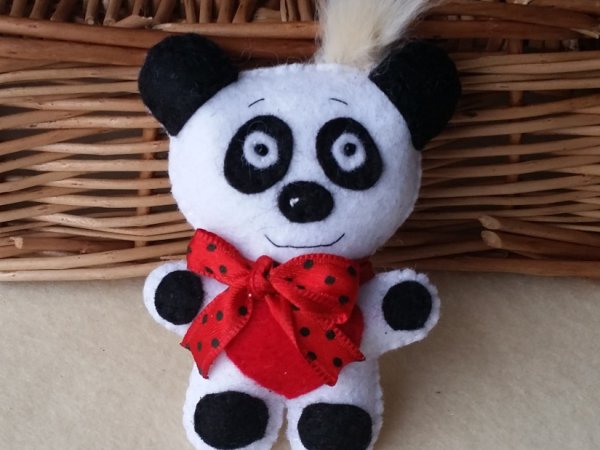 Segytė vaikams rankų darbo iš veltinio - Brooches