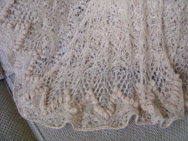 Skraiste su burbuliukais, - Wraps & cloaks