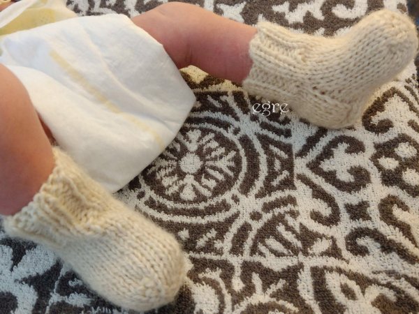 Woolen socks for newborn 3